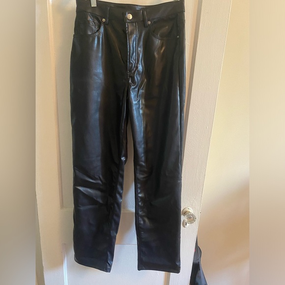 H&M Vegan Leather Pant Size 6 - Picture 2 of 4